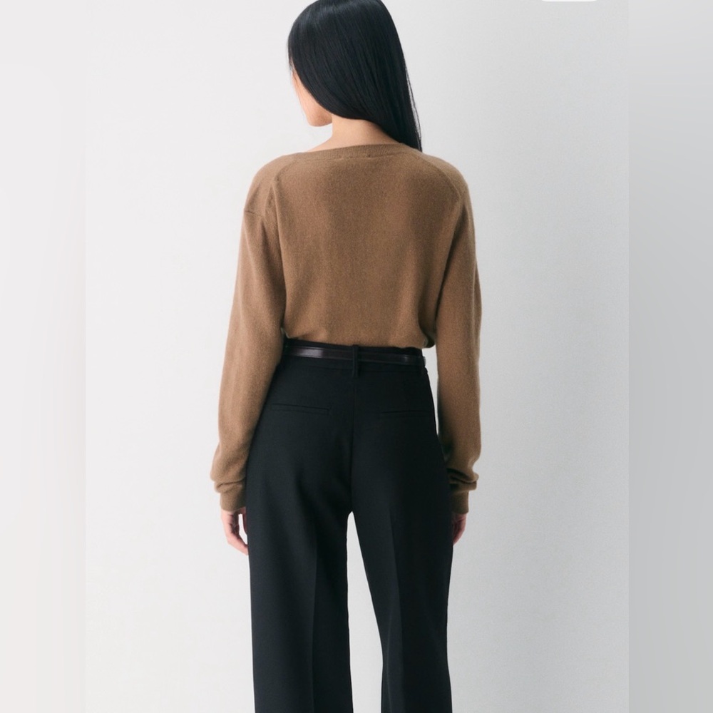 Aritzia V-Neck Sweater in Warm Camel - Picture 2 of 9